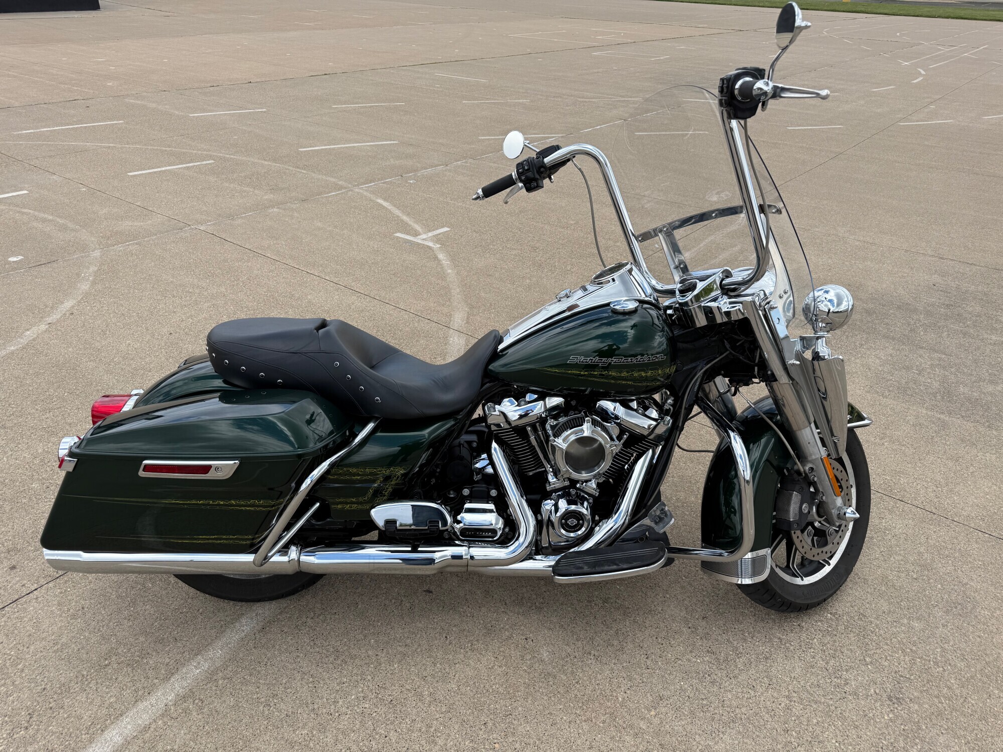 2019 Harley-Davidson Road King in Clinton, IA