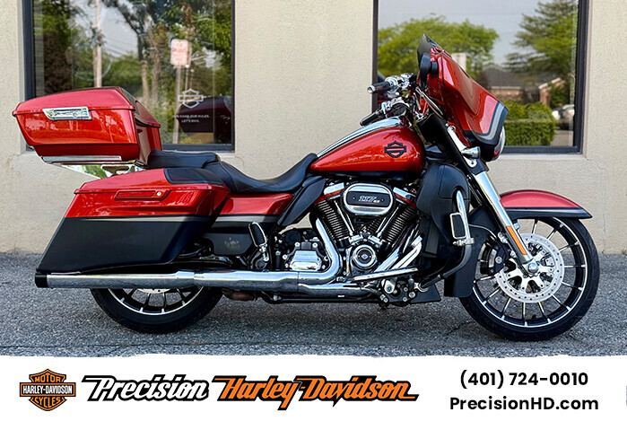 2018 Harley-Davidson CVO Street Glide CVO in Pawtucket, RI