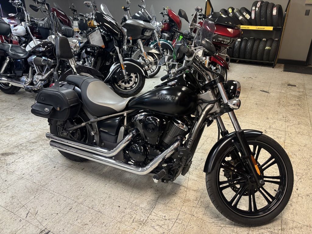 2010 Kawasaki Vulcan® 900 Custom 900 CUSTOM in Wichita, KS