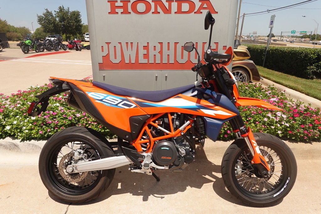 2024 KTM 690 SMC R ENDURO R in Grapevine, TX