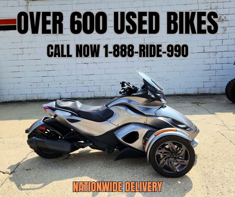 2013 Can-Am Spyder ST-S SM5 ST-S SM5 in Sandusky, MI