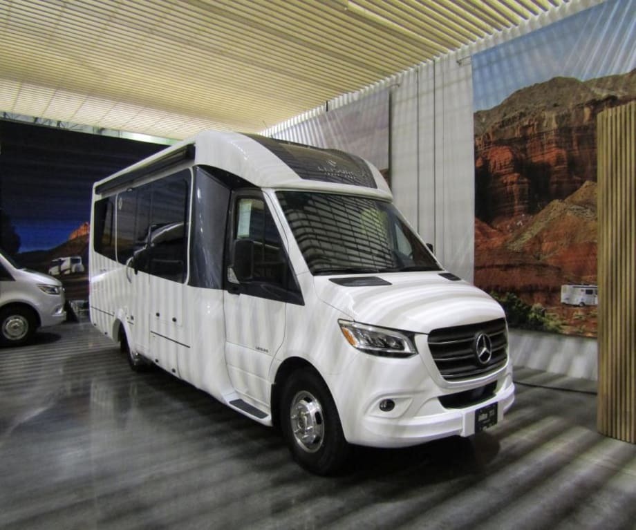 2026 Leisure Travel Vans UNITY U24MBL in mesa AZ