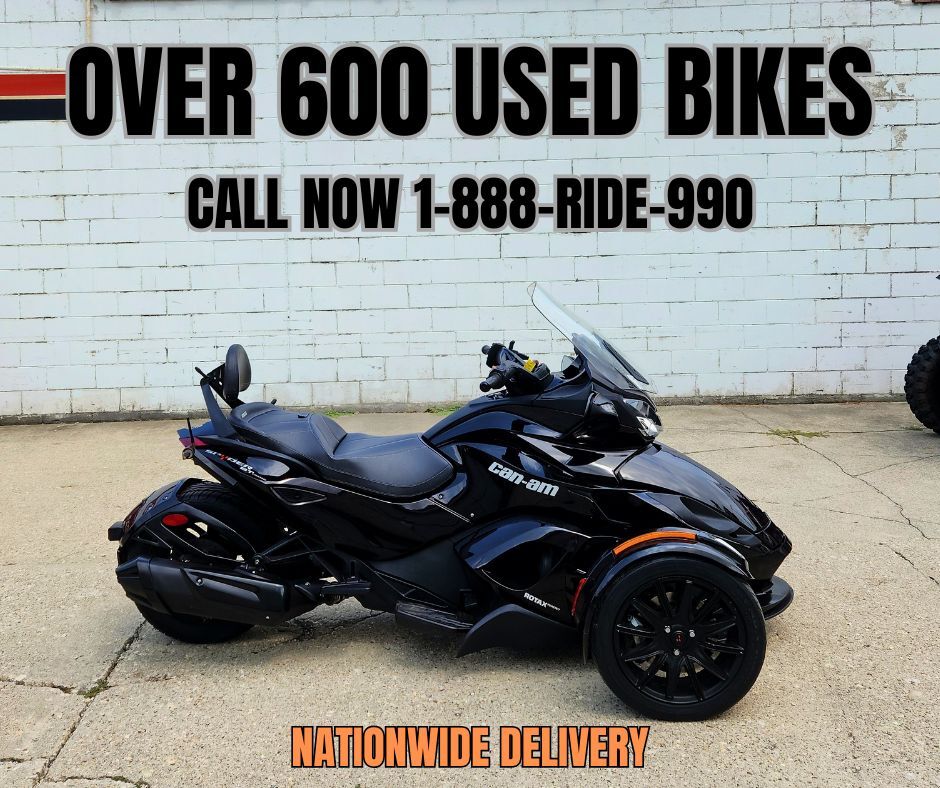 2013 Can-Am Spyder ST Limited SE5 ST LIMITED in Sandusky, MI
