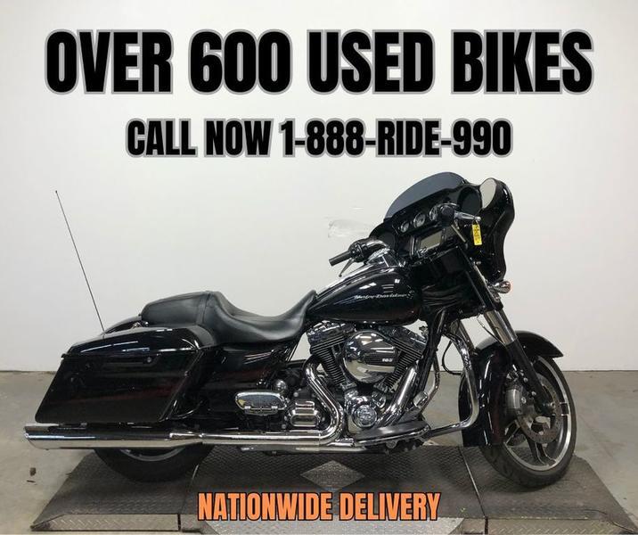 2016 Harley-Davidson® Street Glide Special SPECIAL in Sandusky, MI