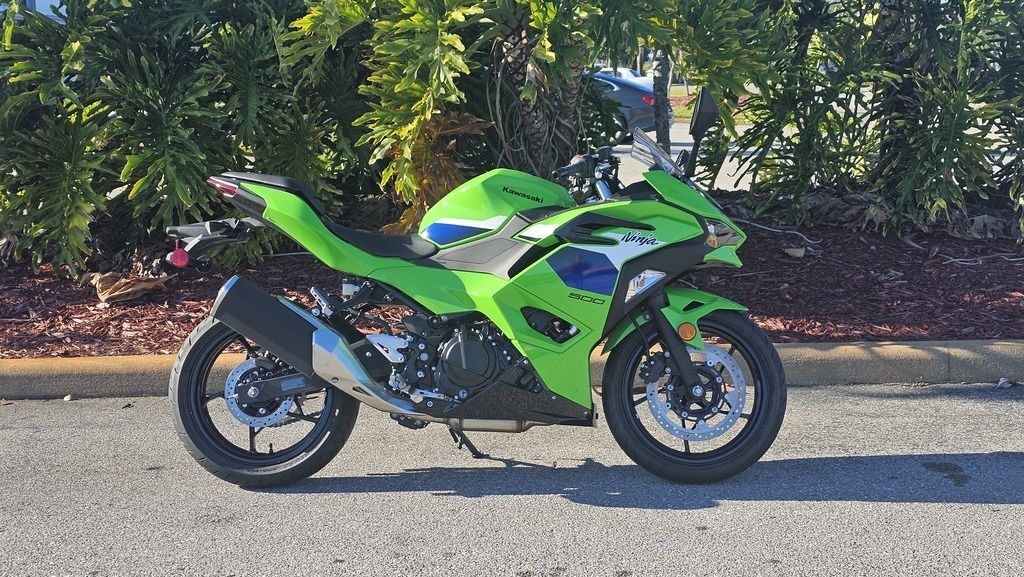 2026 Kawasaki Ninja® 500 BASE in Lakeland, FL