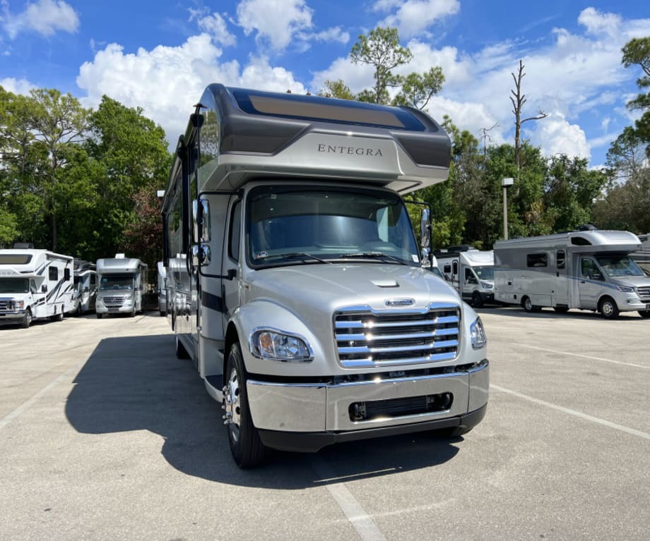 2026 Entegra ACCOLADE 37M in fort myers FL