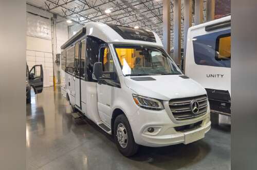 2024 Leisure Travel Vans UNITY U24FX in mesa AZ