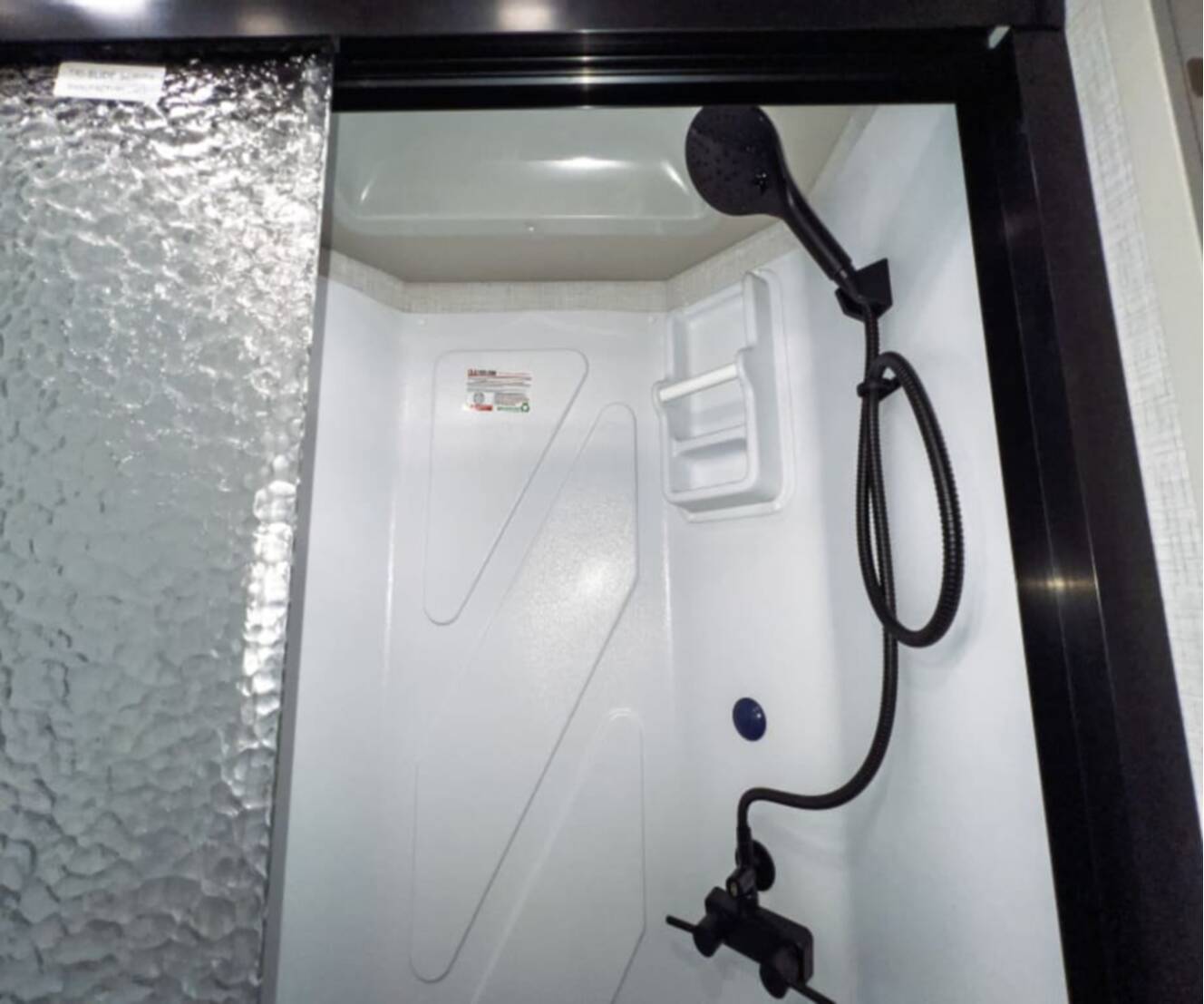 A photo of this 2027 Fleetwood FLAIR 29M