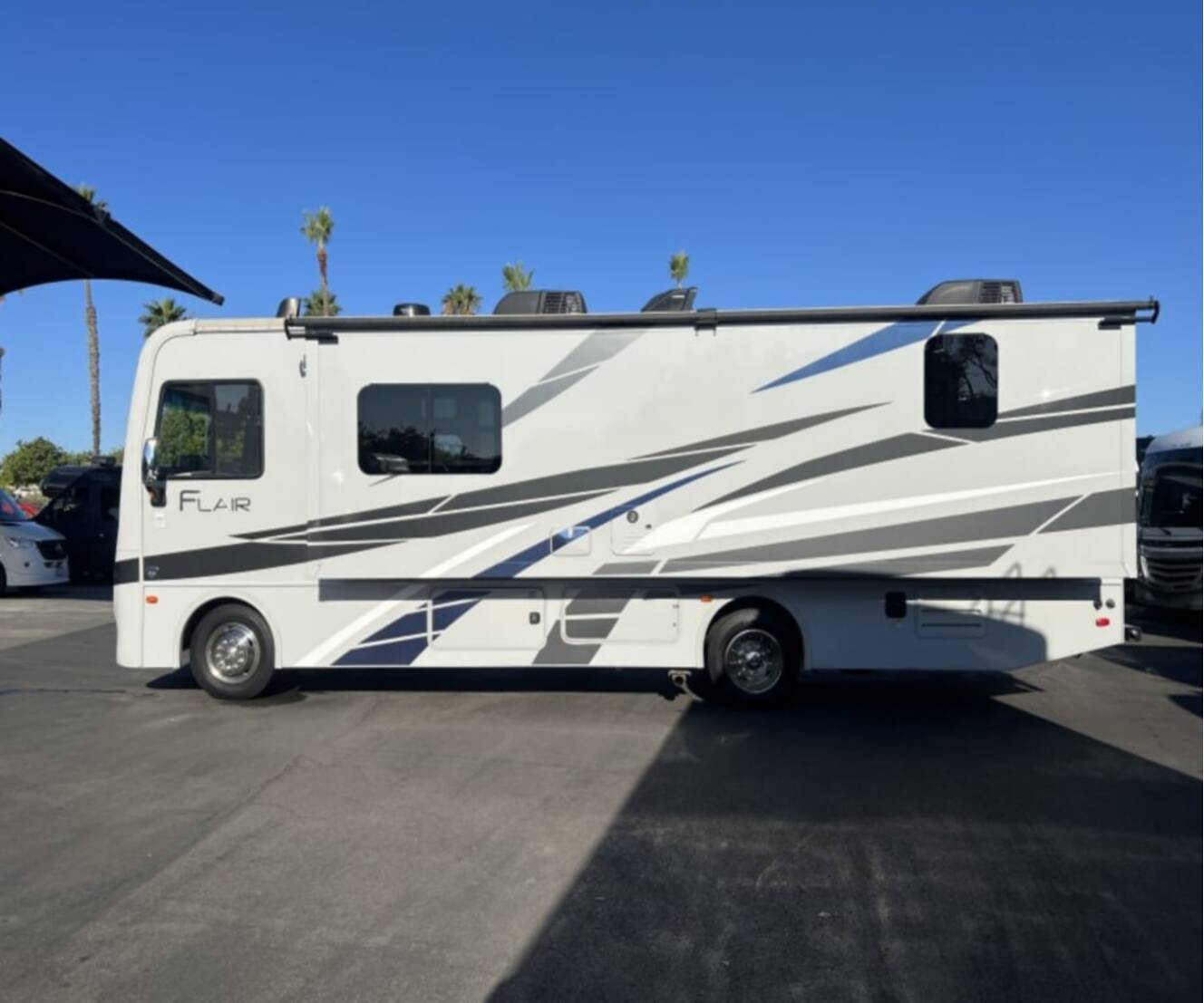 A photo of this 2024 Fleetwood FLAIR 29M