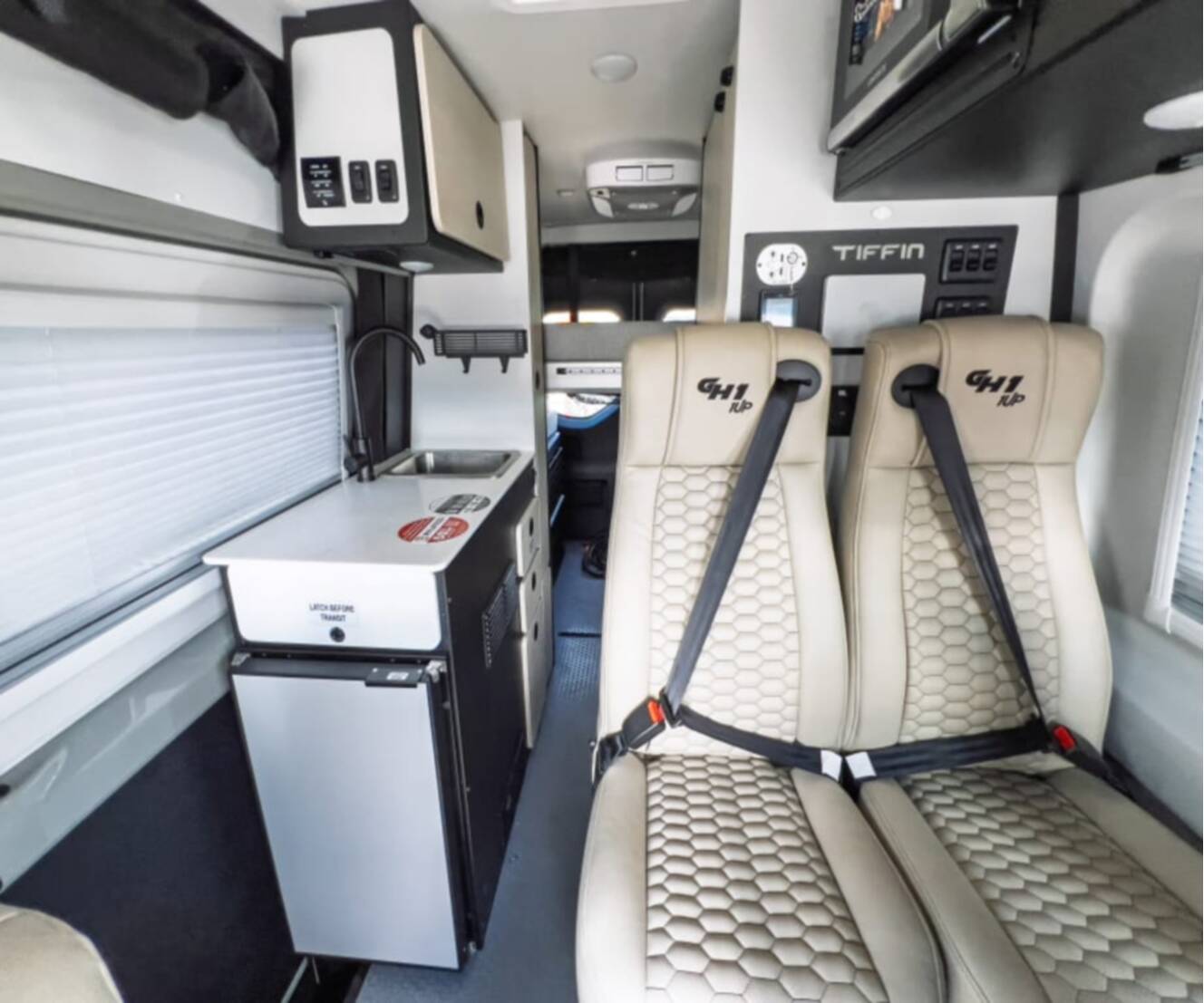 A photo of this 2027 Tiffin GH1 19AV