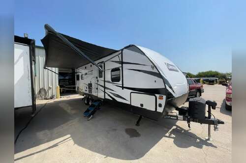 2021 Dutchmen Rv Coleman Light 2515RL in fort worth TX