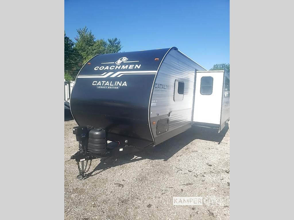 2027 Coachmen Rv Catalina Legacy Edition 273DBHCK in peninsula OH