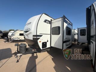 2025 FOREST RIVER SURVEYOR GRAND 305 RLBS