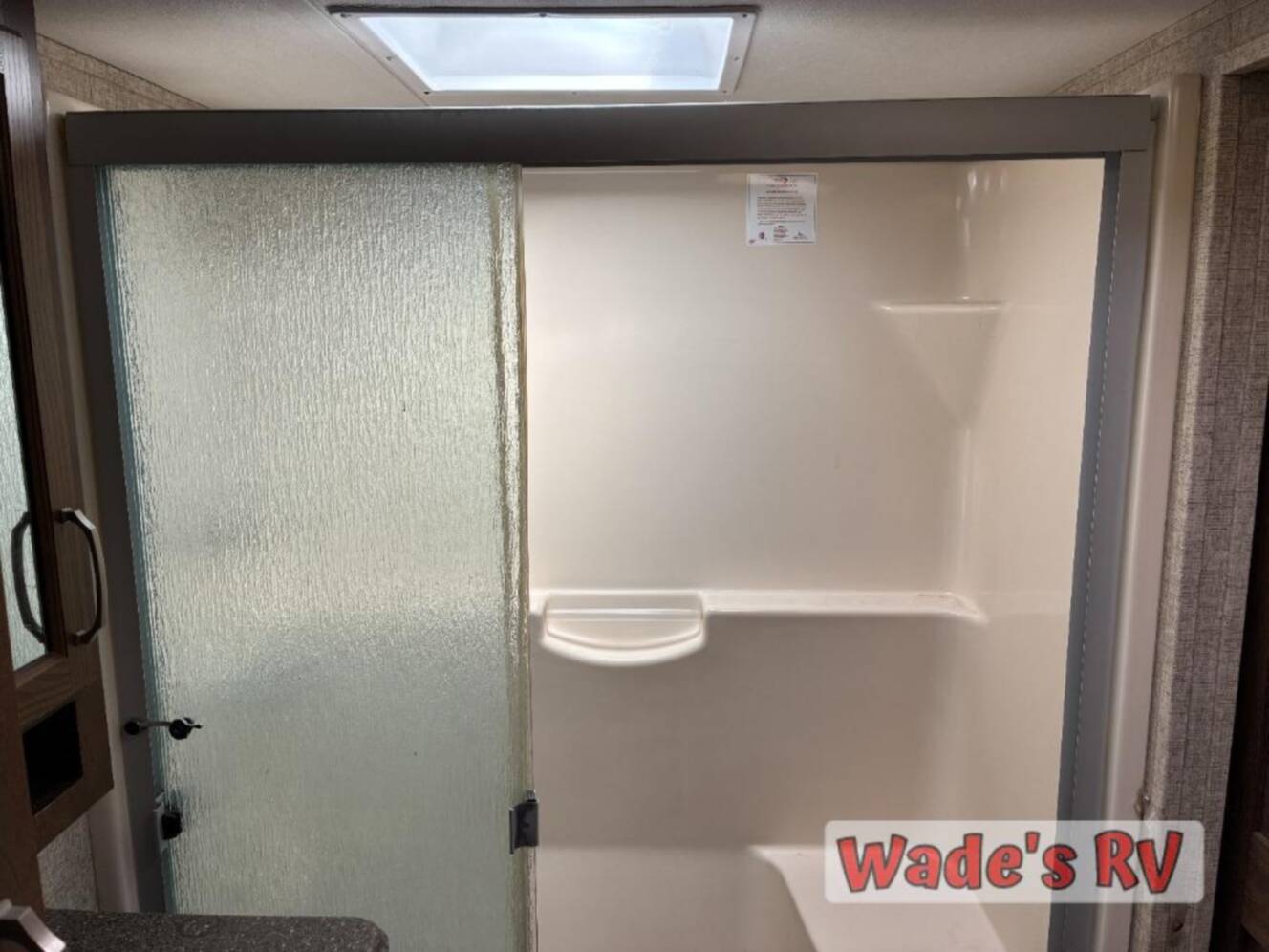 A photo of this 2015 Keystone Rv Alpine 3900RE