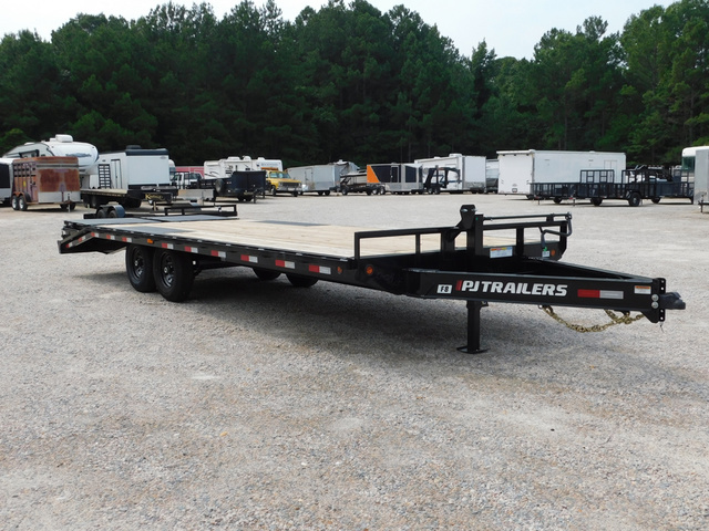 2027 PJ TRAILERS PJ Trailers 24' F8 Deckover With Monster Ramps 7K in Hope Mills, NC