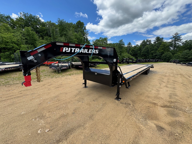 2026 PJ 8.5x31+5 Gooseneck 18K Equipment Trailer w/Full Wi in Loudon, NH