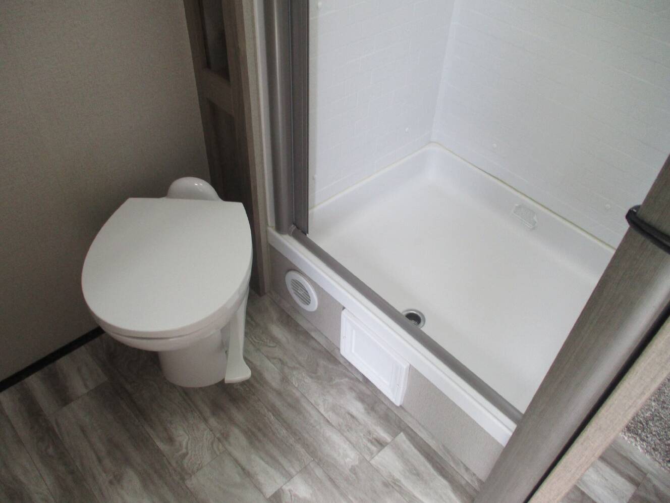 A photo of this 2022 Grand Design Imagine 2600RB