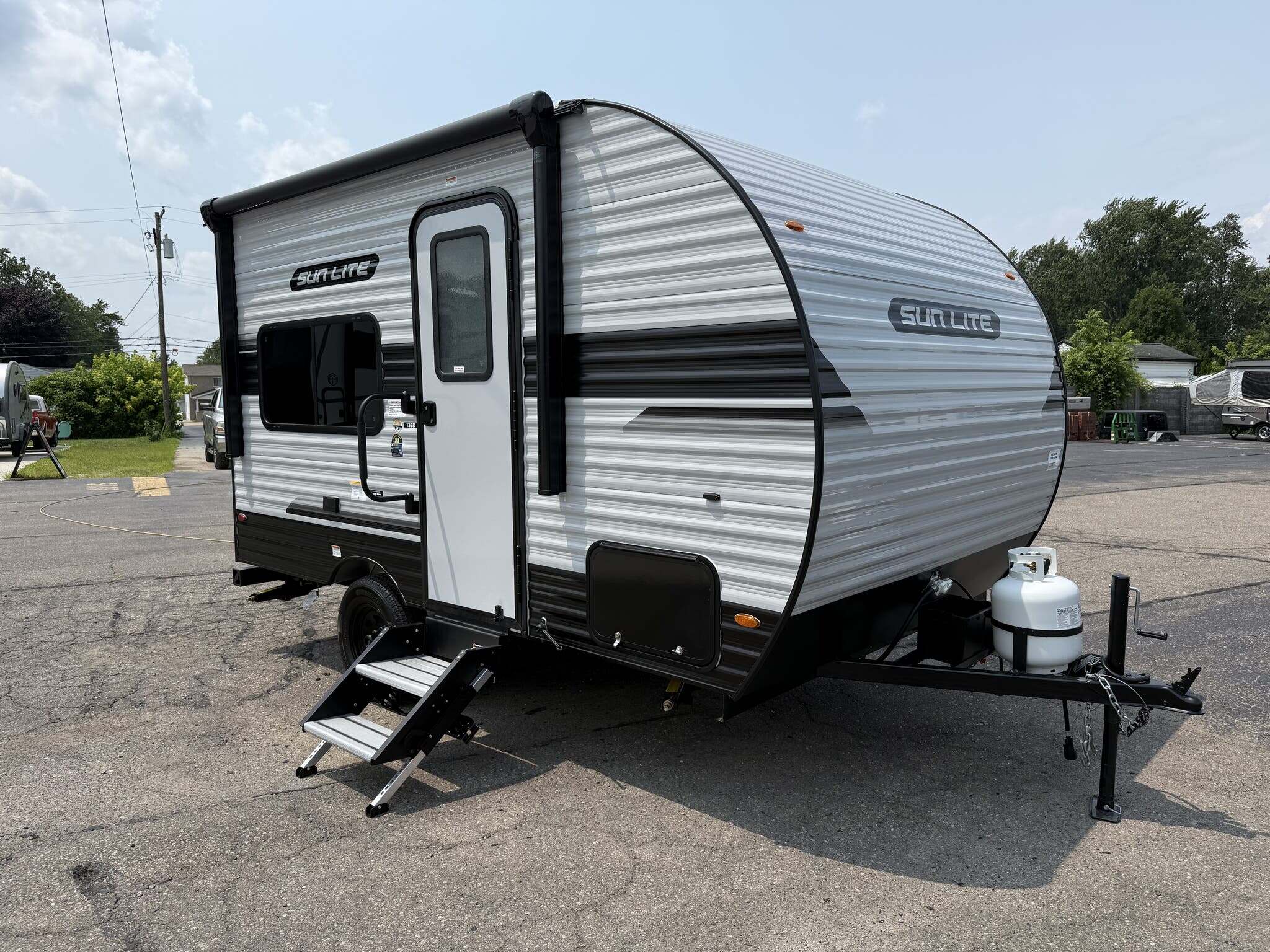 2027 Sunset Park Rv Sun Lite LTD 13BD in taylor MI
