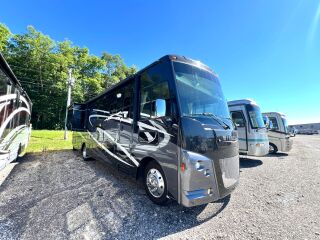 2017 WINNEBAGO VISTA LX 35F