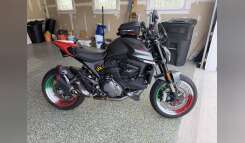 2023 Ducati MONSTER + 937 Sportbike motorcycle