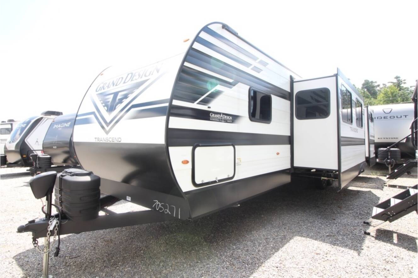 A photo of this 2027 Grand Design Transcend 325BHT