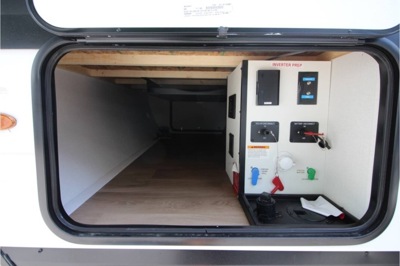 A photo of this 2027 Grand Design Transcend 325BHT
