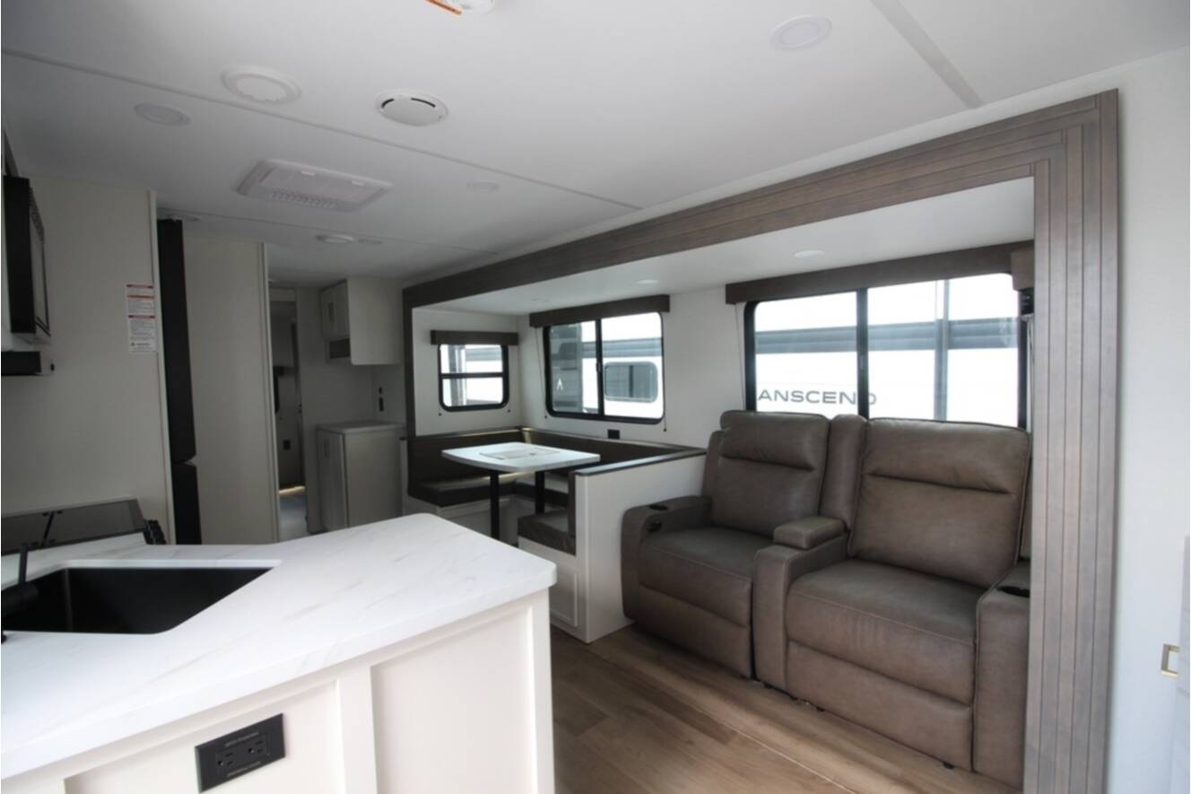 A photo of this 2027 Grand Design Transcend 325BHT