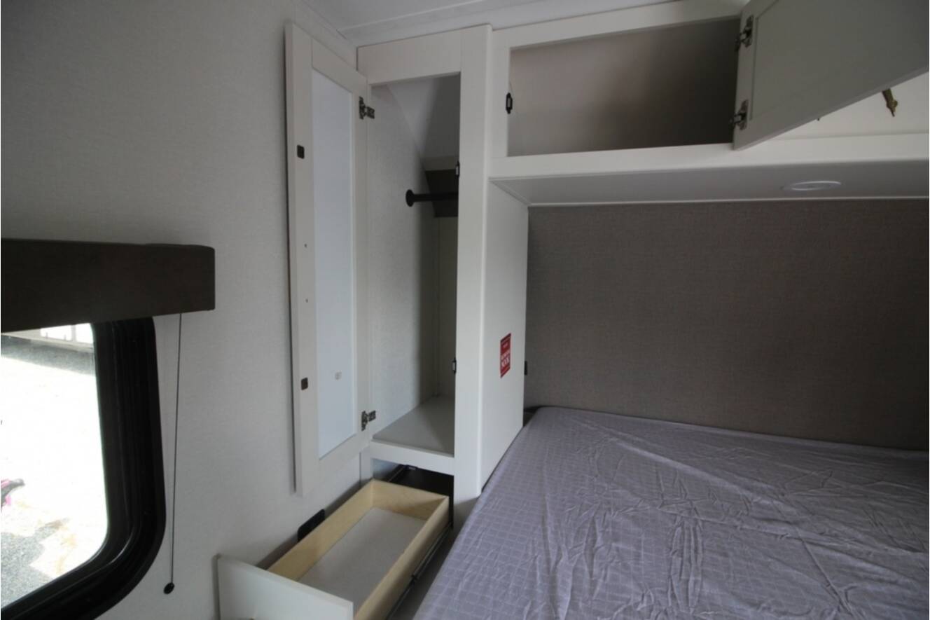 A photo of this 2027 Grand Design Transcend 325BHT