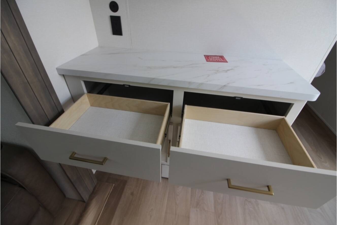 A photo of this 2027 Grand Design Transcend 325BHT