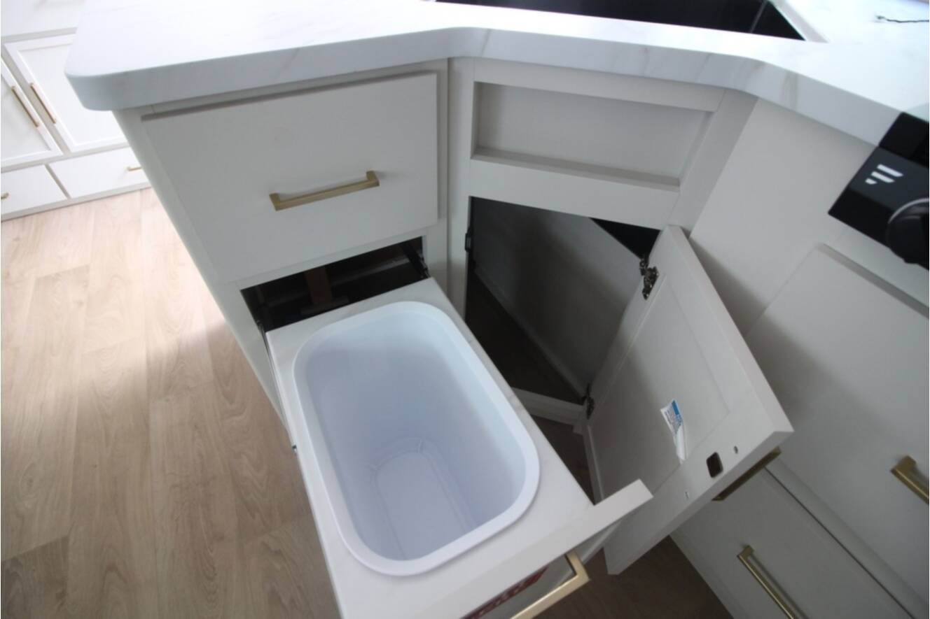 A photo of this 2027 Grand Design Transcend 325BHT