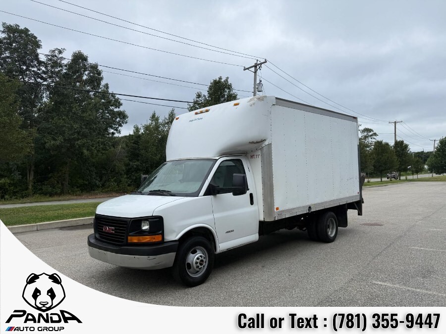 2014 GMC Savana Commercial Cutaway in Abington, MA