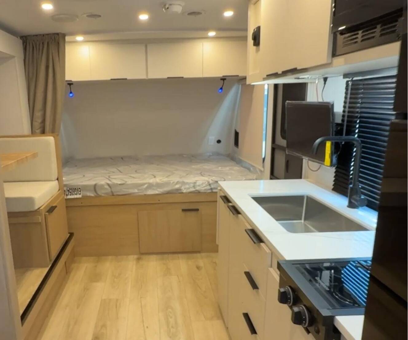 A photo of this 2026 Winnebago Micro Minnie 2100BH