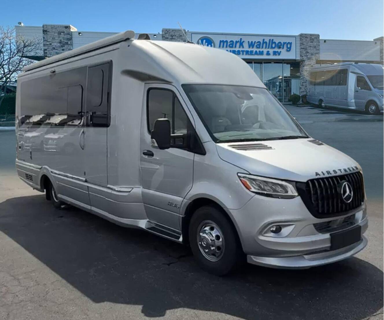 A photo of this 2026 Airstream Atlas