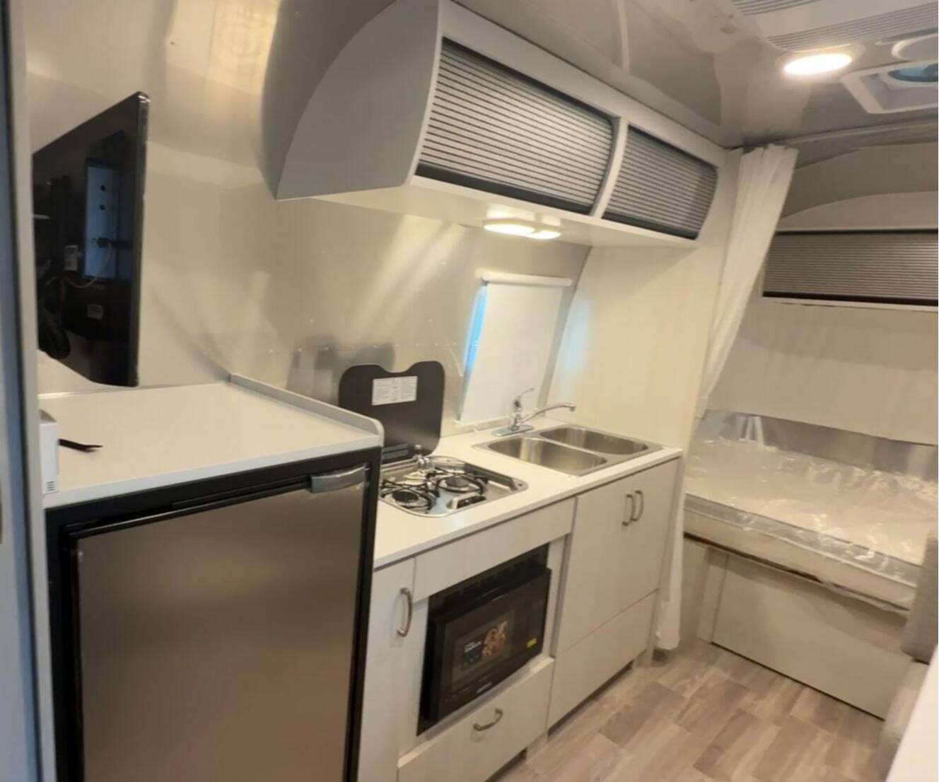 A photo of this 2026 Airstream Bambi 22FB