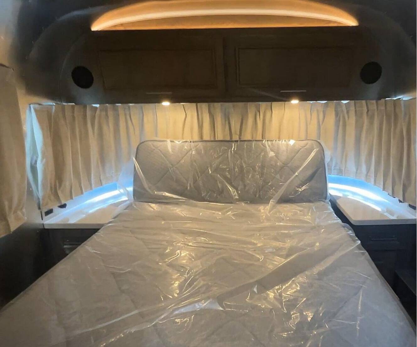 A photo of this 2026 Airstream Classic 28RB Queen