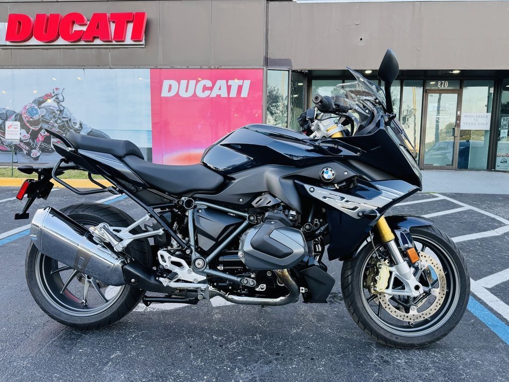2022 BMW R 1250 RS Imperial Blue Metallic in Pompano Beach, FL