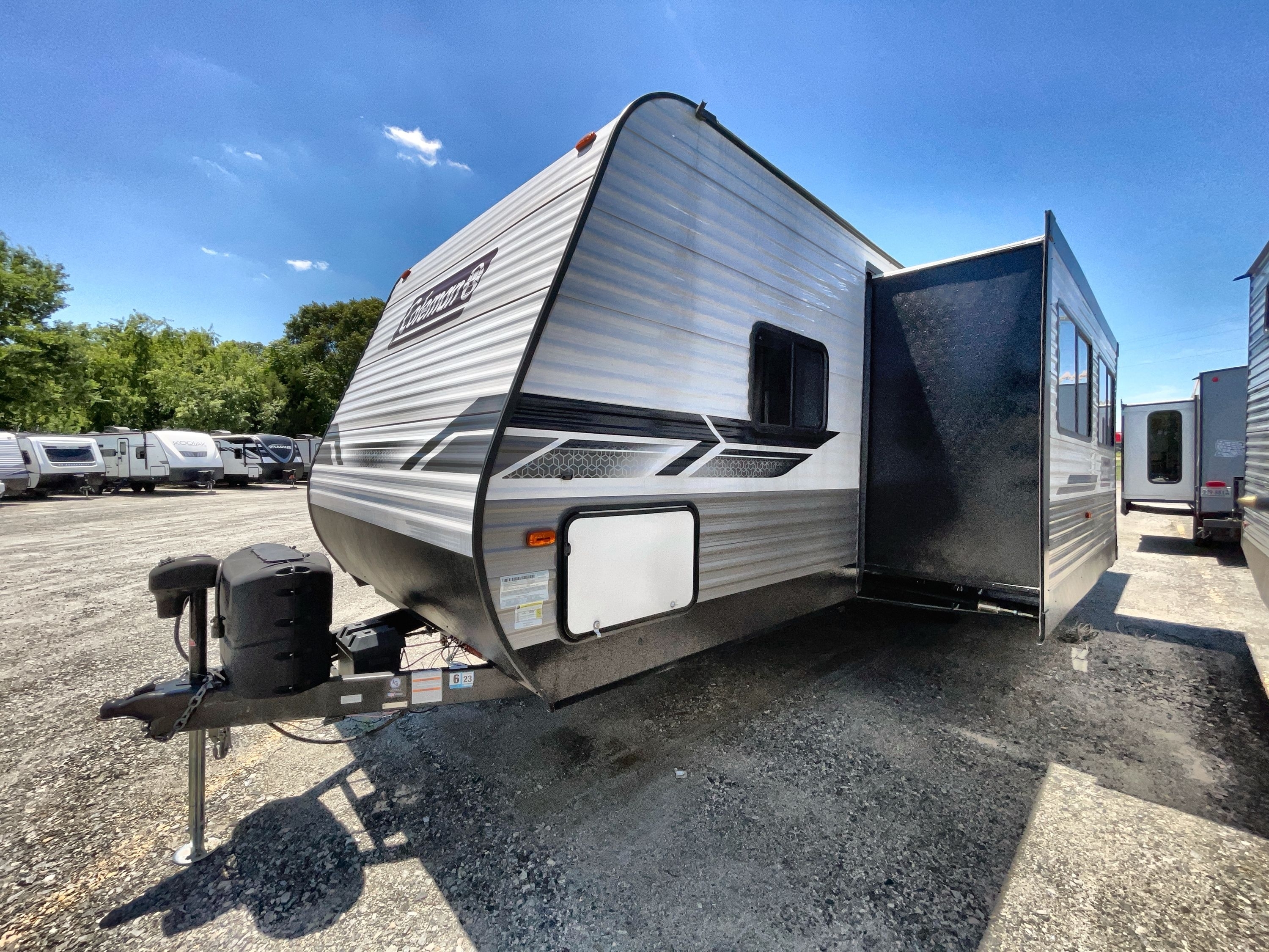 2022 Coleman COLEMAN LANTERN 285BH in thornburg VA