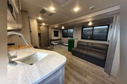 2022 Coachmen CATALINA LEGACY 293QBCK in hugo MN
