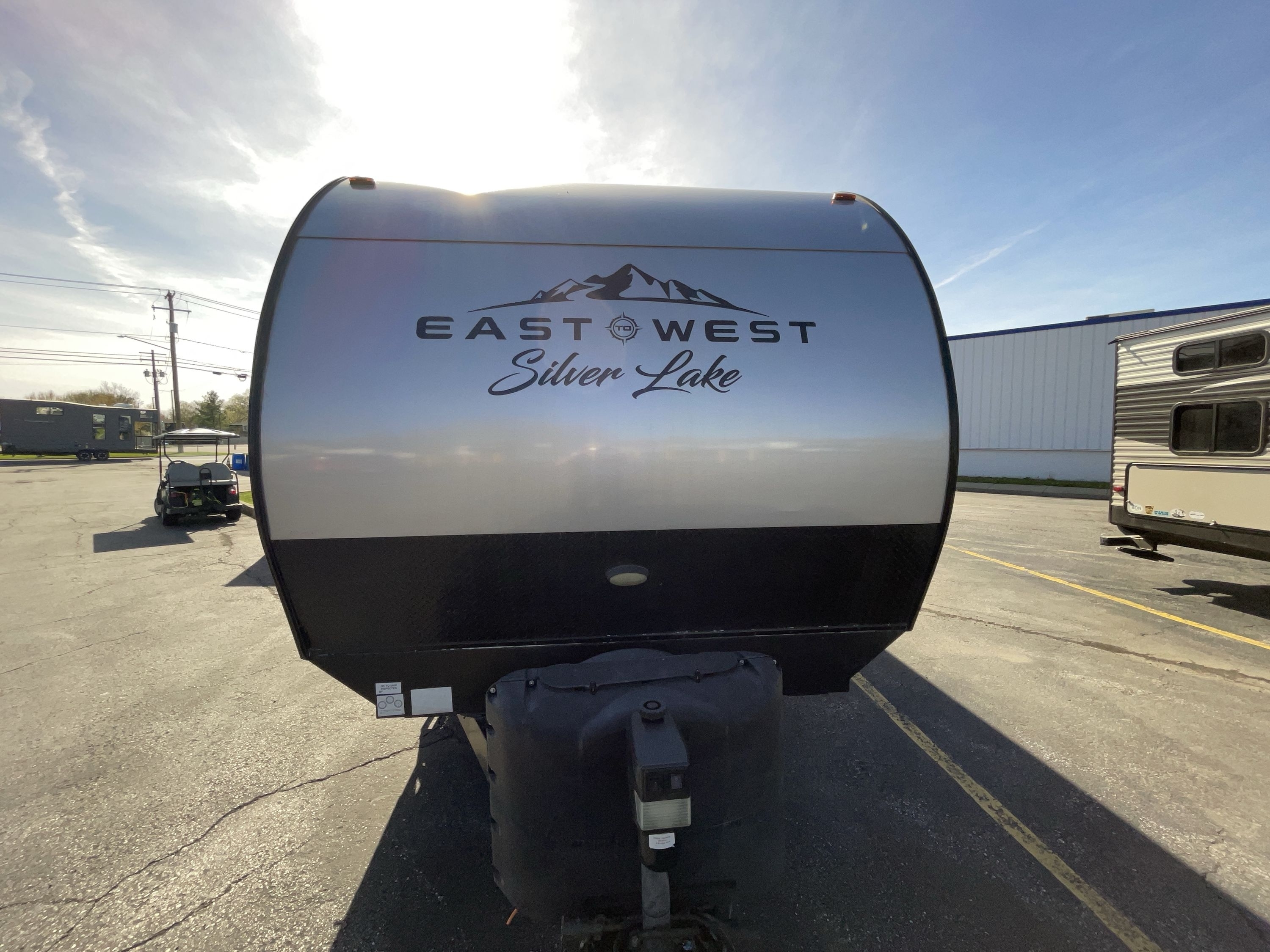 2020 East To West SILVER LAKE 31KBH in hamburg NY