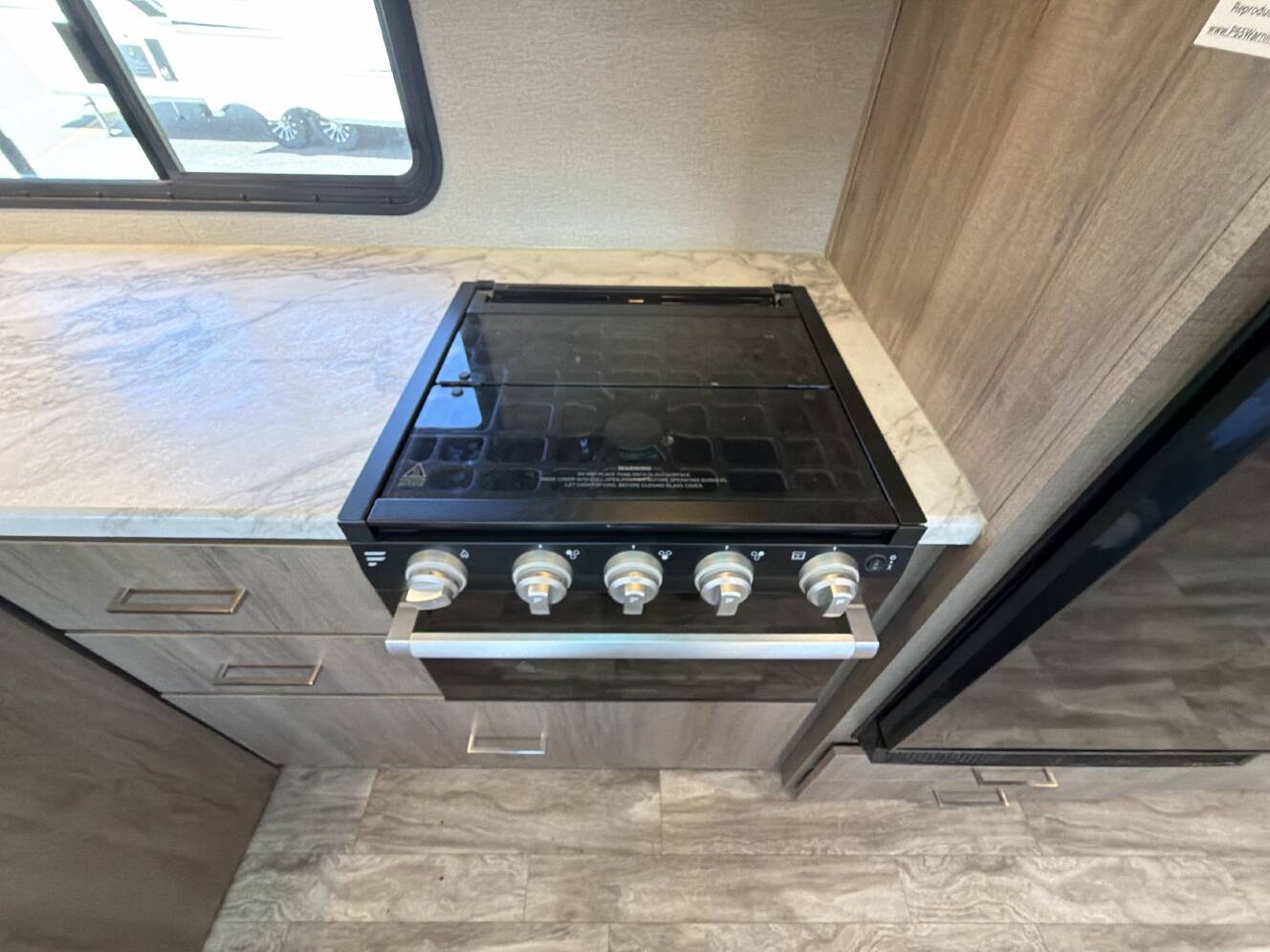 A photo of this 2022 Grand Design IMAGINE 2800BH