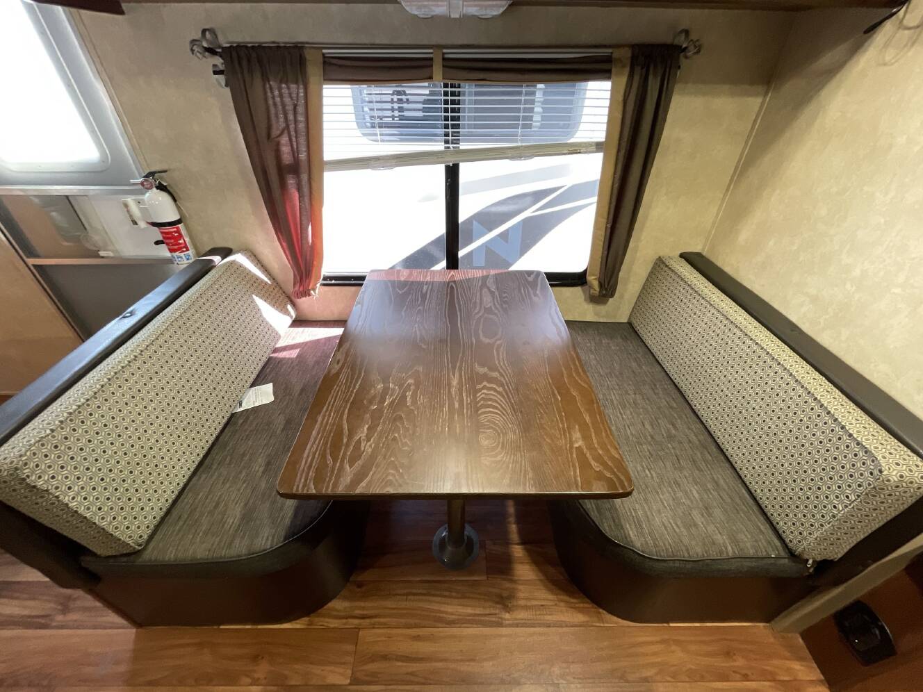 A photo of this 2016 Forest River SALEM CRUISE LITE 261BHXL