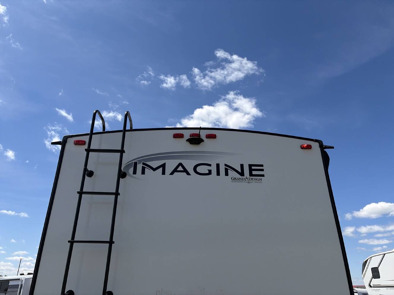 A photo of this 2022 Grand Design IMAGINE 2800BH