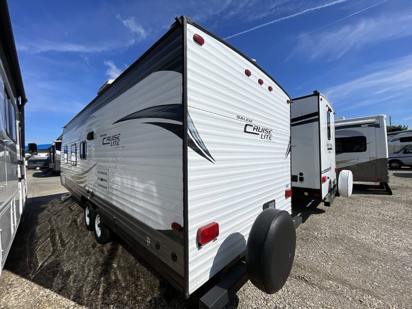 A photo of this 2016 Forest River SALEM CRUISE LITE 261BHXL