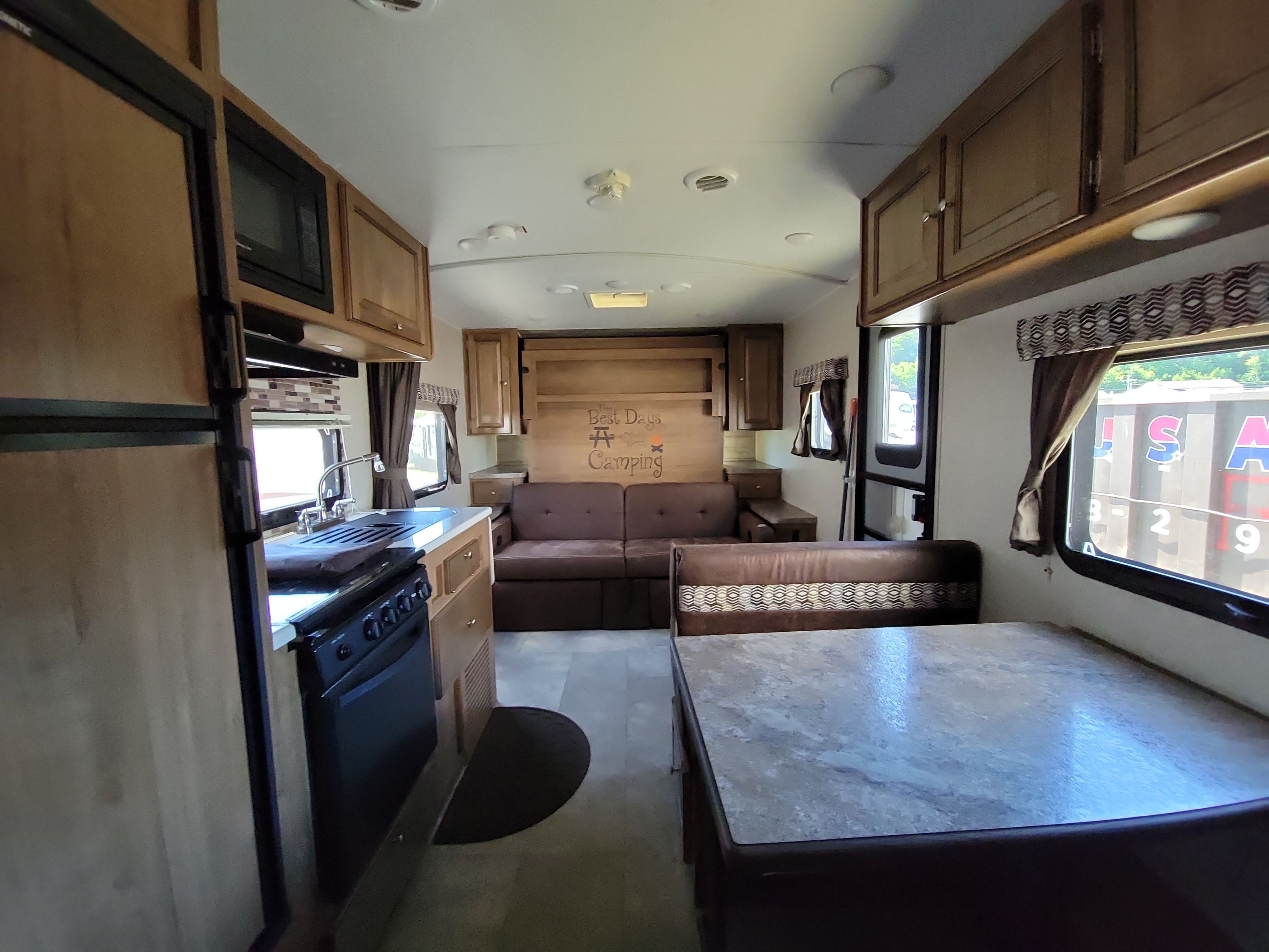 2019 Forest River ROCKWOOD MINI LITE 2508 in west hatfield MA