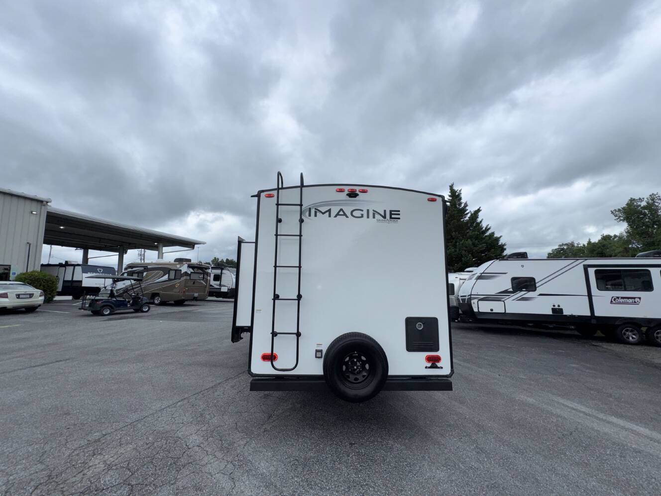 A photo of this 2023 Grand Design IMAGINE 2800BH