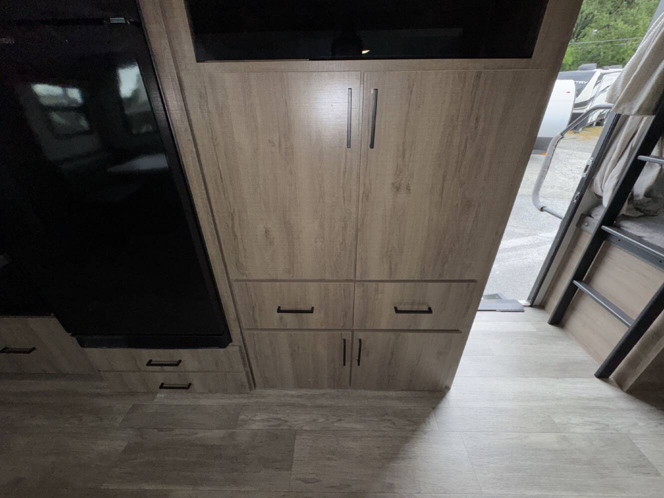 A photo of this 2023 Grand Design IMAGINE 2800BH