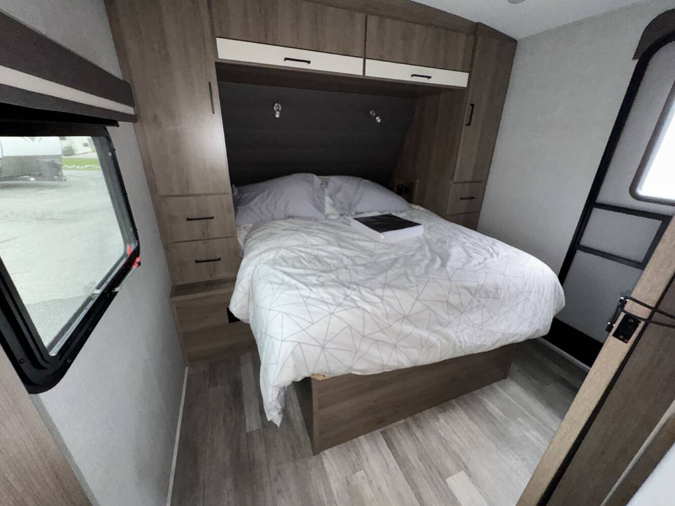 A photo of this 2023 Grand Design IMAGINE 2800BH