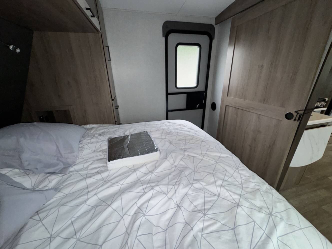A photo of this 2023 Grand Design IMAGINE 2800BH