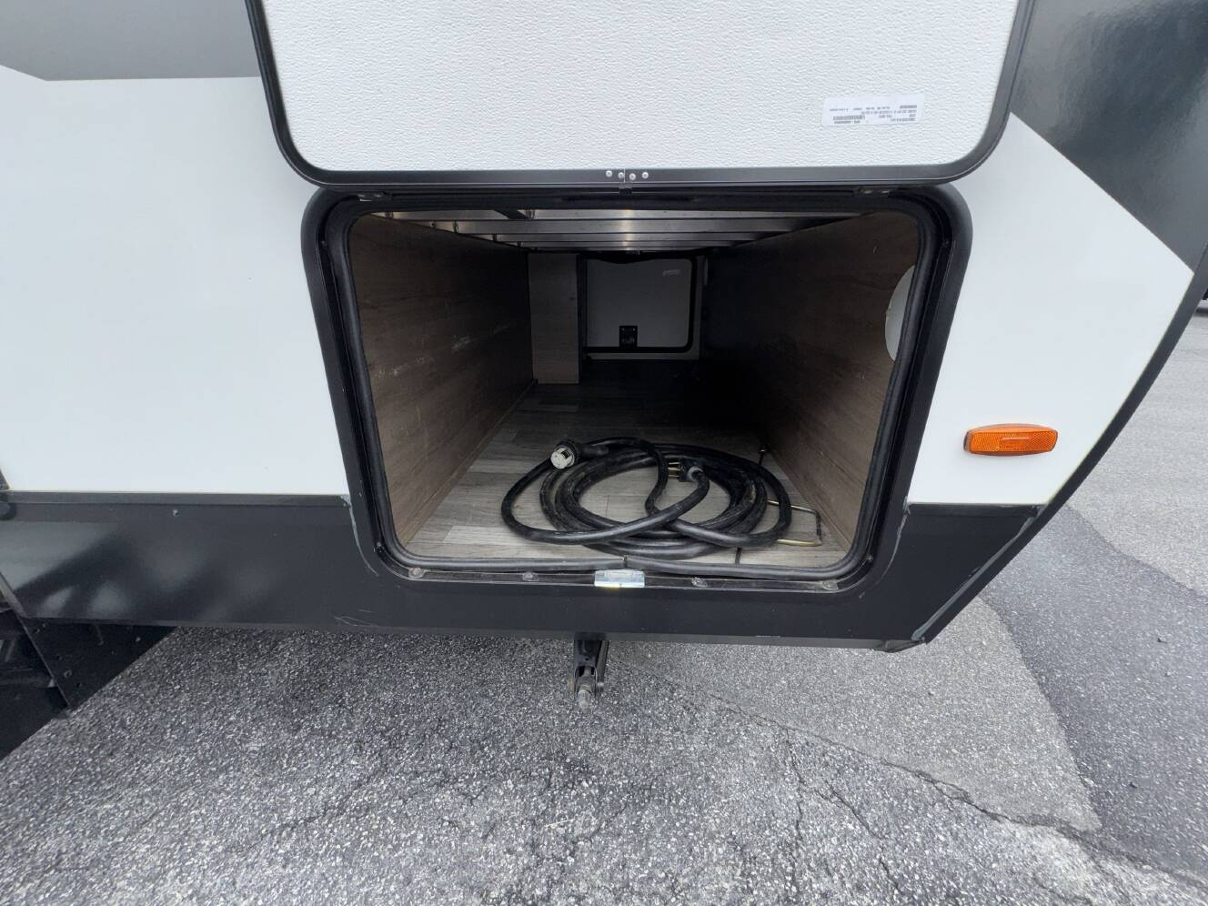 A photo of this 2023 Grand Design IMAGINE 2800BH