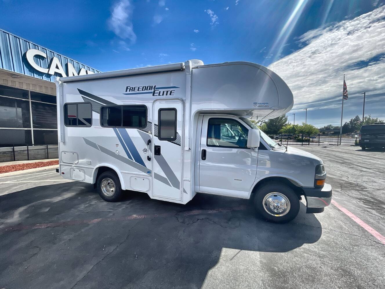 A photo of this 2026 Thor FREEDOM ELITE 19HEC